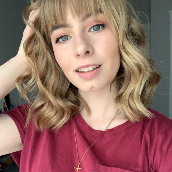 Meet your Posher, Sara - Picture 1 of 1